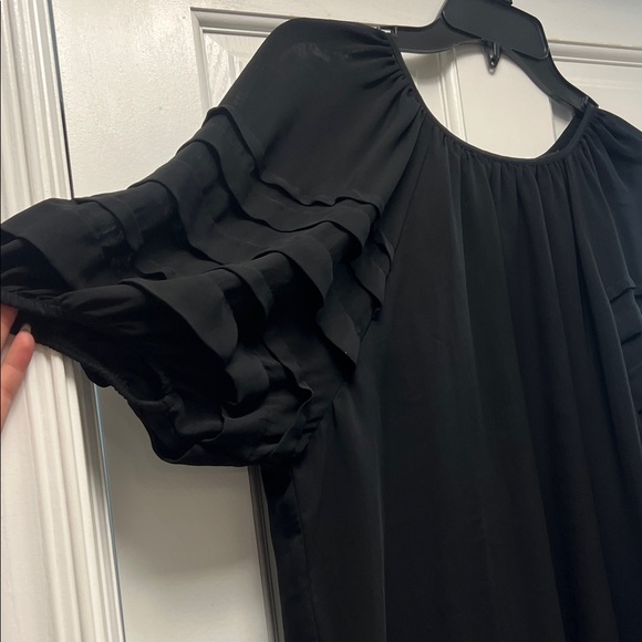 Express Black Ruffled Blouse - Picture 2 of 4